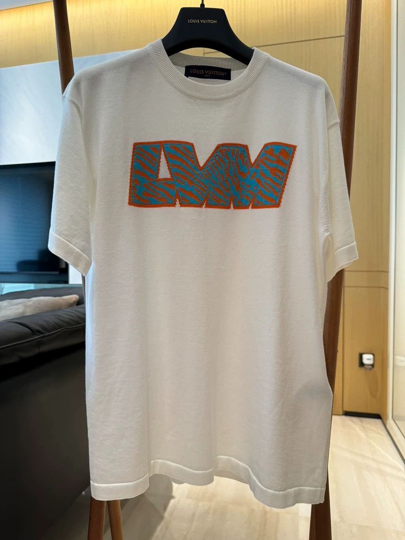 Louis Vuitton Louis Vuitton Knitted short sleeve 2501-Nextarrow Size US S / EU 44-46 / 1 - 1 Thumbnail