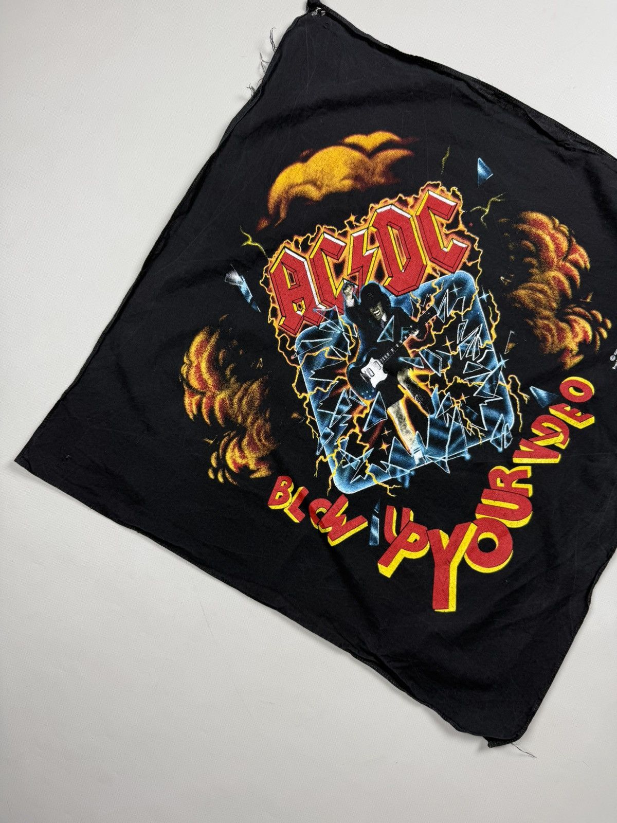 Band Tees × Vintage Vintage 1988 AC/DC Blow Up Your Video Handkerchief Size ONE SIZE - 5 Thumbnail
