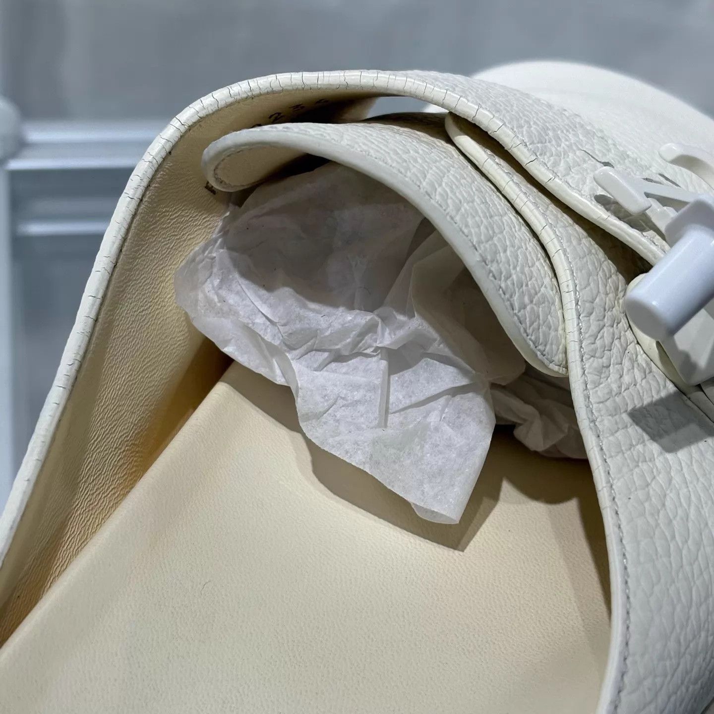 Louis Vuitton LV Easy white mule UK8 Size US 10.5 / IT 40.5 - 9 Thumbnail