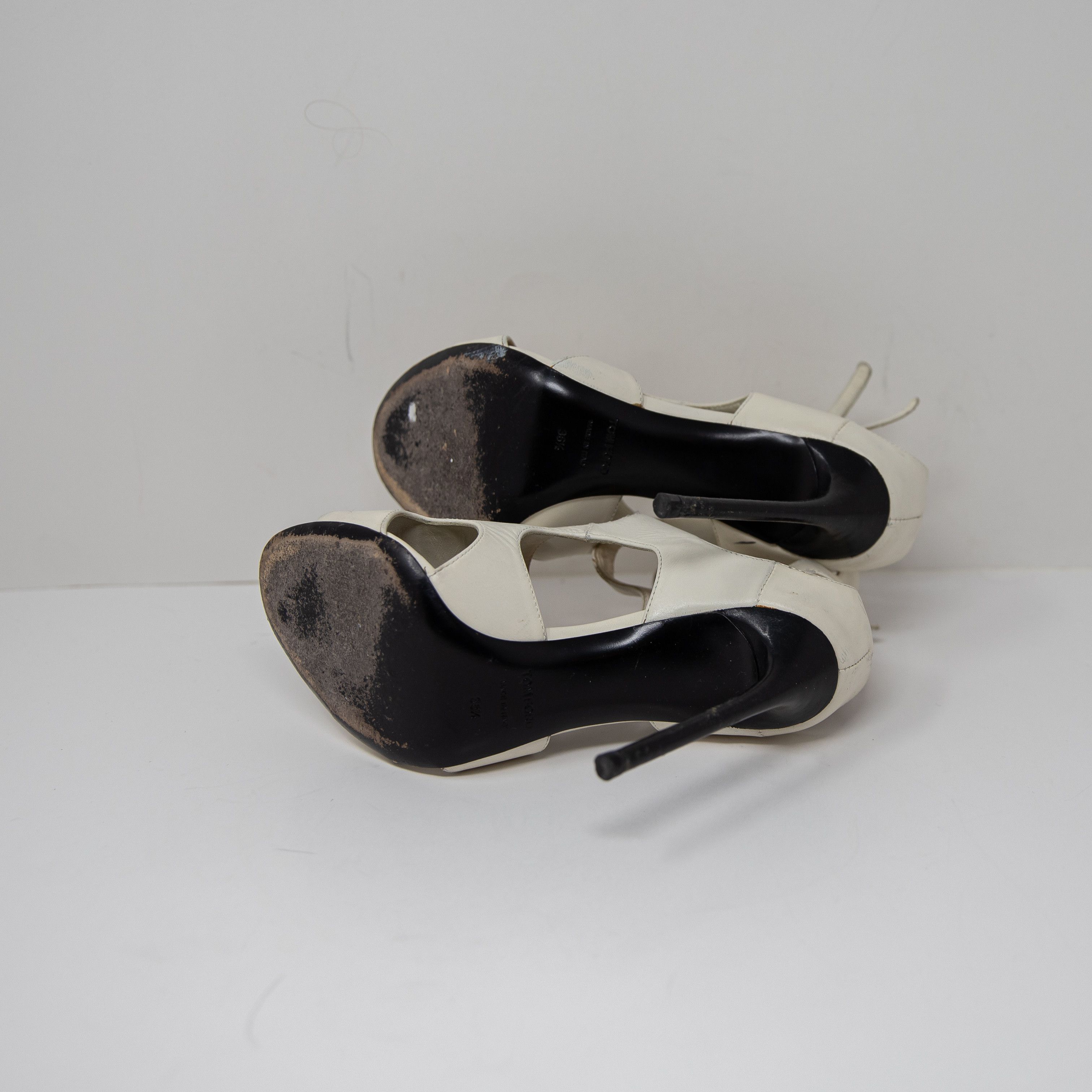 Tom Ford Tom Ford Genuine Leather Cut out Open Toe Size US 6.5 / IT 36.5 - 4 Thumbnail