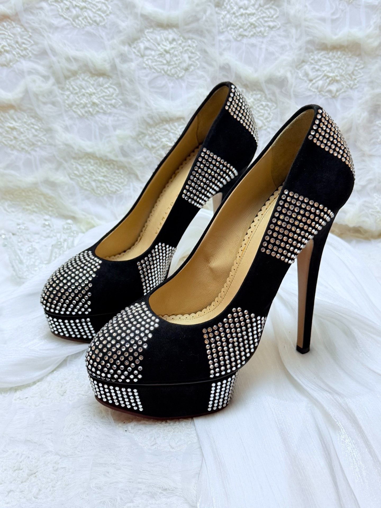 Charlotte Olympia Charlotte Olympia Velvet Black Lowtop Sneakers us_7 Women Size US 7 / IT 37 - 1 Thumbnail