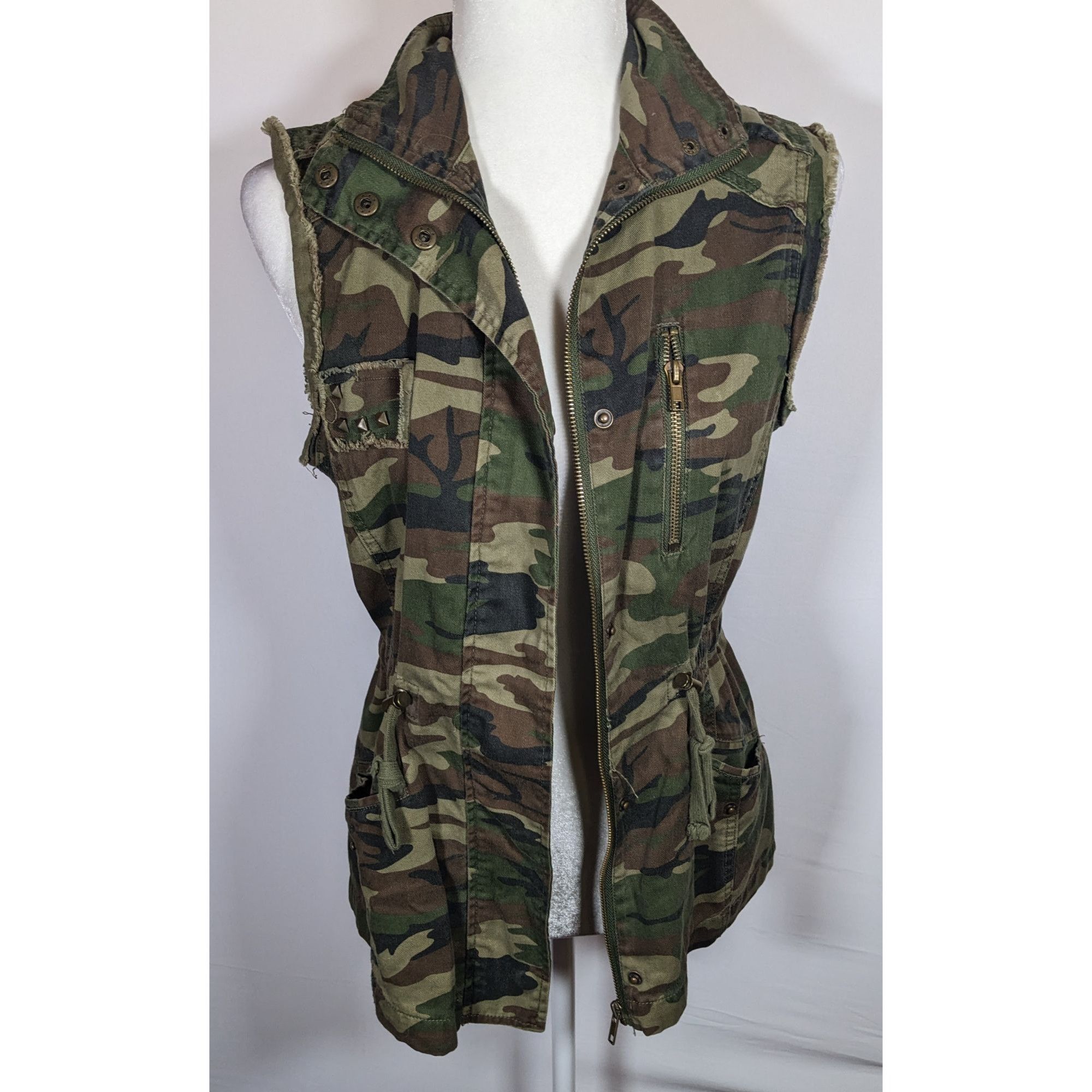 Anthropologie Anthropologie White Crow Camo Studded Utility Vest With Draw Size S / US 4 / IT 40 - 7 Thumbnail