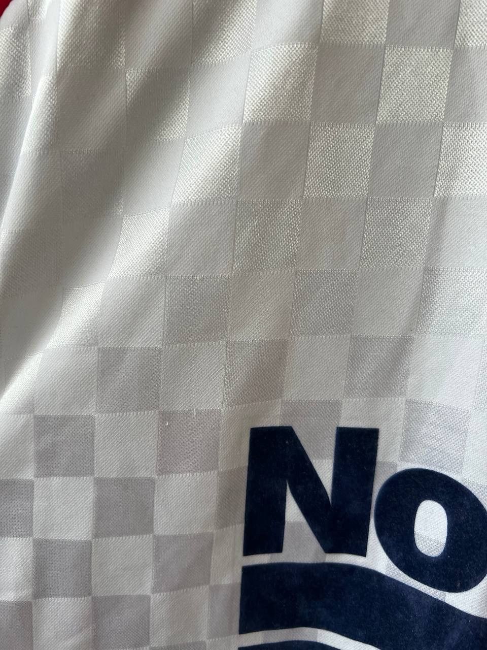 Vintage 1989 BOLTON WANDERERS RETRO REMAKE HOME SOCCER JERSEY SHIRT Size US S / EU 44-46 / 1 - 11 Thumbnail