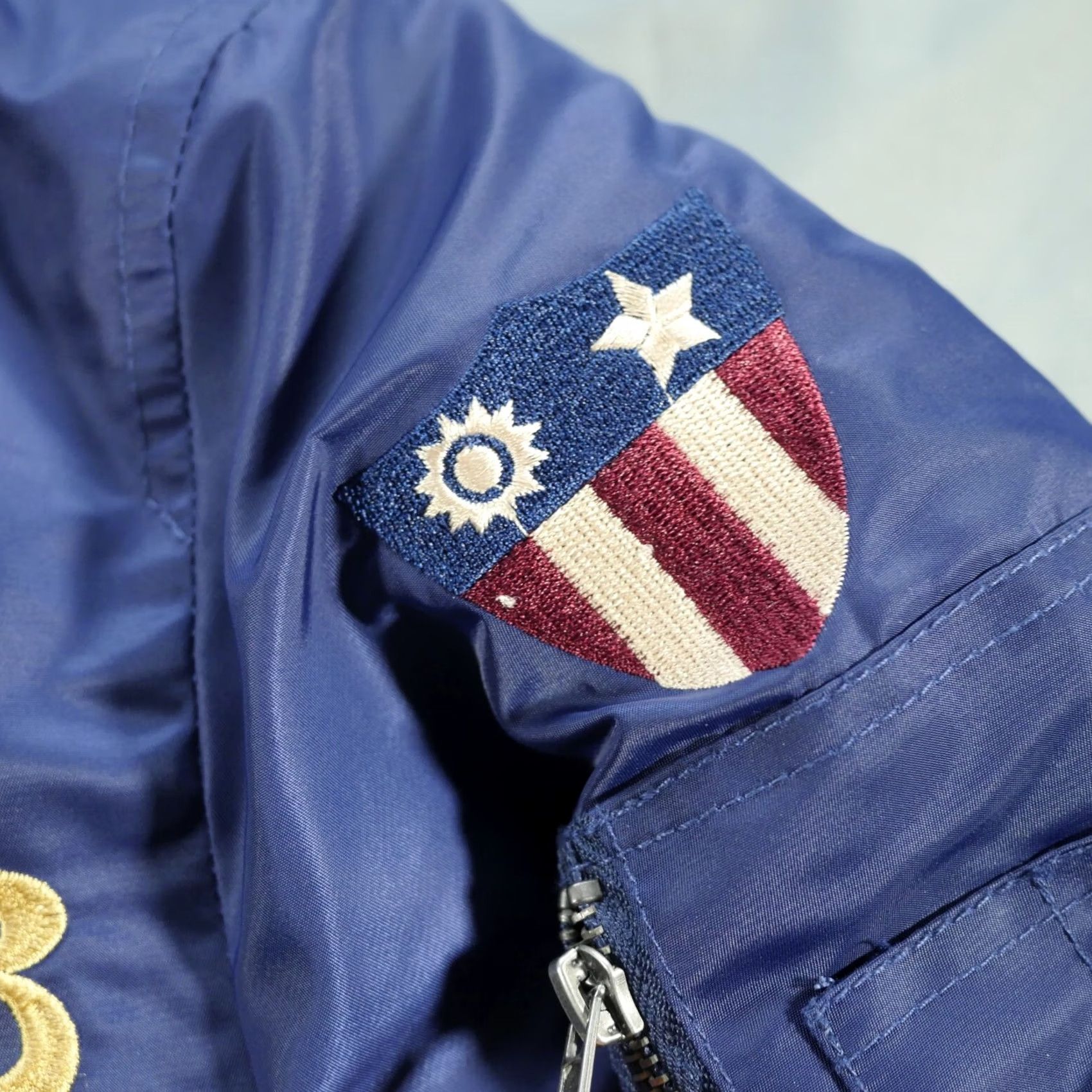 Vintage VINTAGE Flight Tigers Jacket Mens M Blue P-98 Warhawk Bomber 90s Embroidered Jacket Size US M / EU 48-50 / 2 - 7 Thumbnail