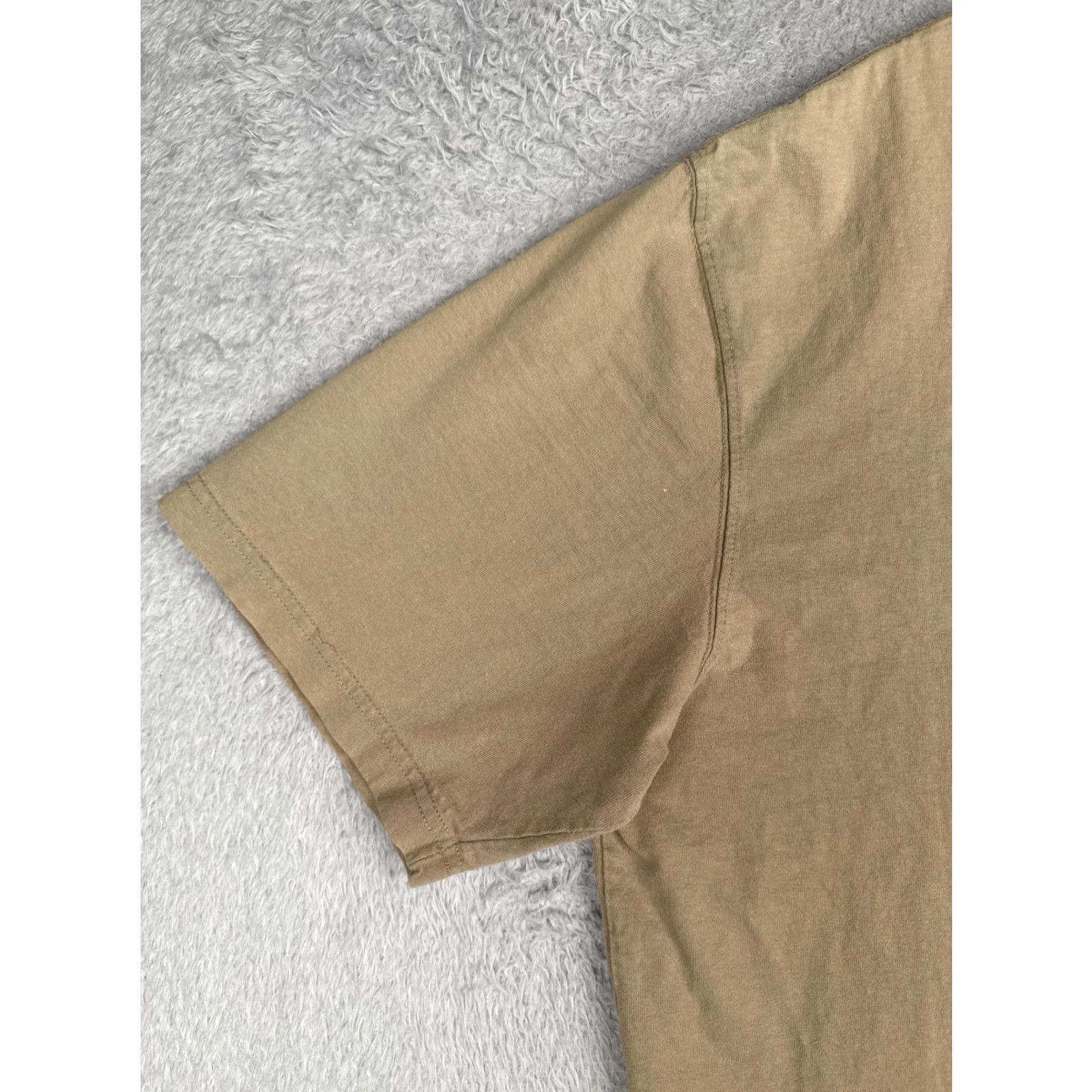Carhartt Carhartt Shirt Mens 2XL Beige Crew Neck Short Sleeve Pocket Cotton Workwear K87 Size US XXL / EU 58 / 5 - 3 Thumbnail