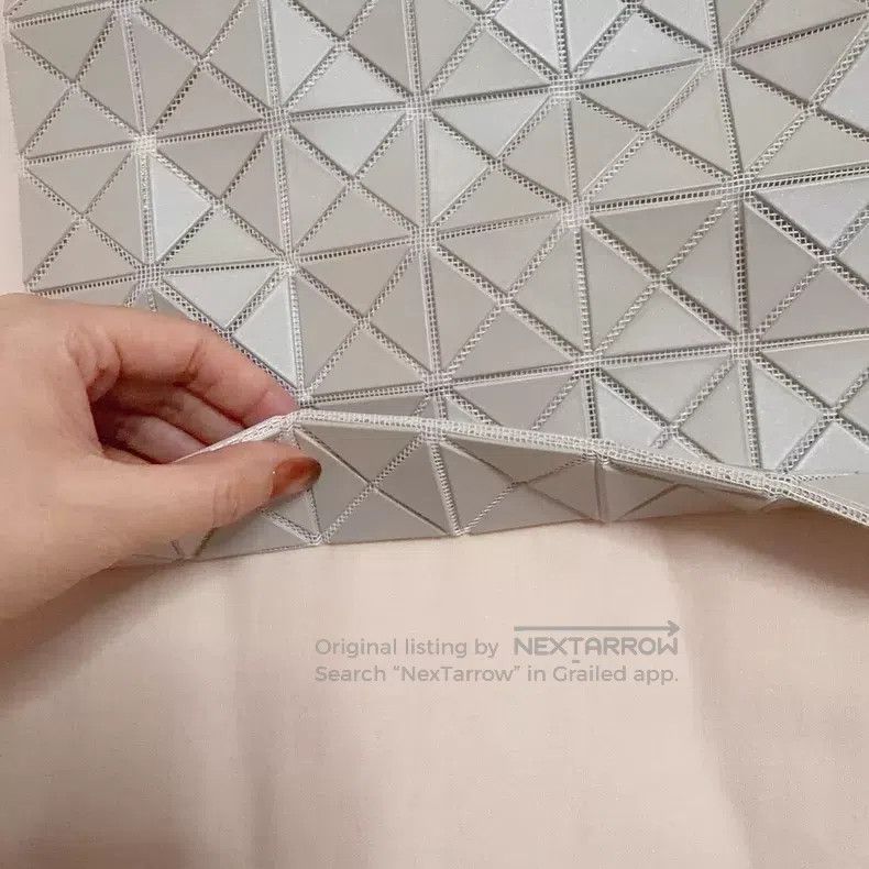 Issey Miyake Issey Miyake Tote Bag White Size ONE SIZE - 2 Thumbnail