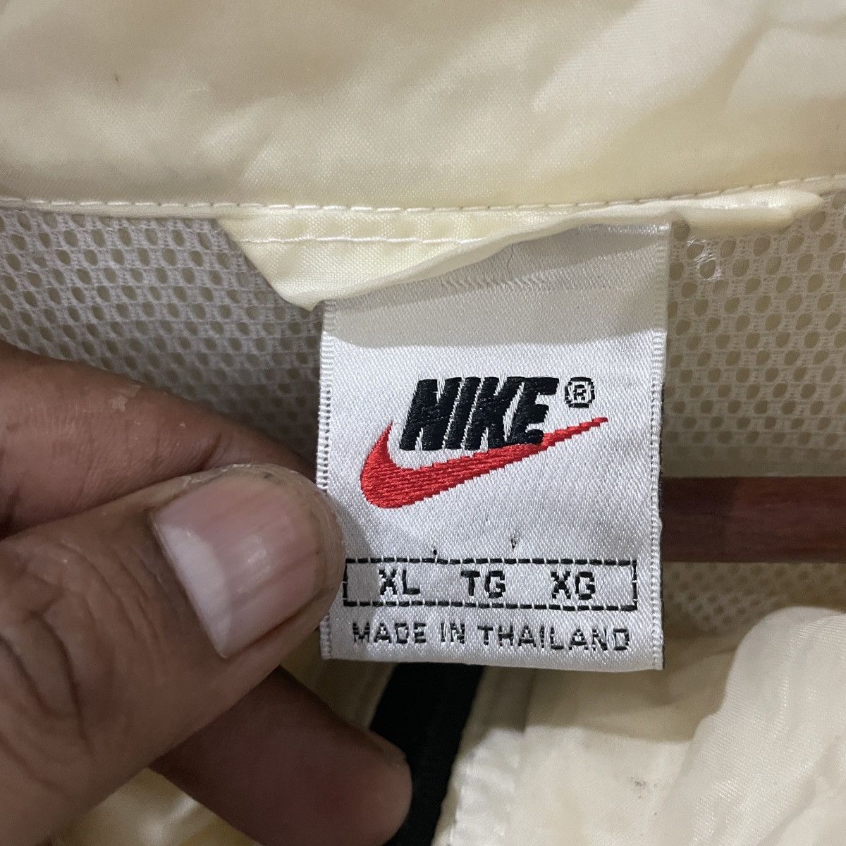 Nike Vintage 90s Nike Embroidery Big Logo Jacket Size US XL / EU 56 / 4 - 5 Thumbnail