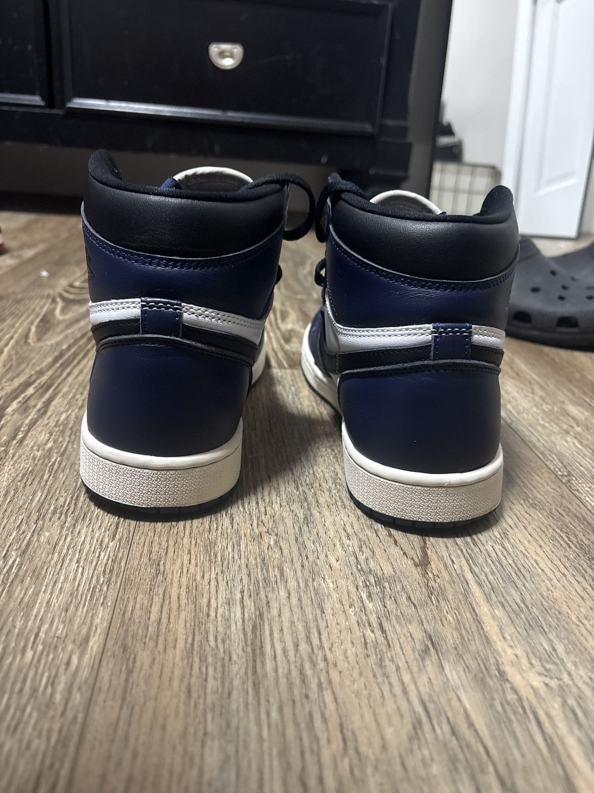Jordan Brand Midnight Navy Blue Jordan 1 Size US 8.5 / EU 41-42 - 4 Thumbnail