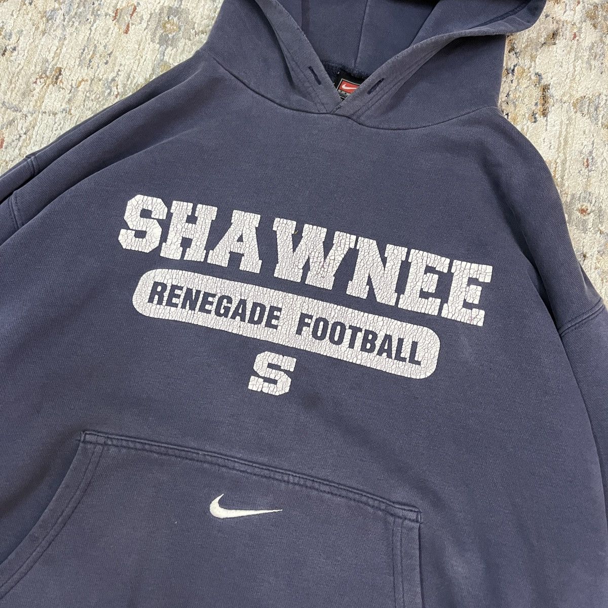 Nike × Vintage Vintage 90s Nike Team Centre Logo Hoodie Size US L / EU 52-54 / 3 - 2 Thumbnail