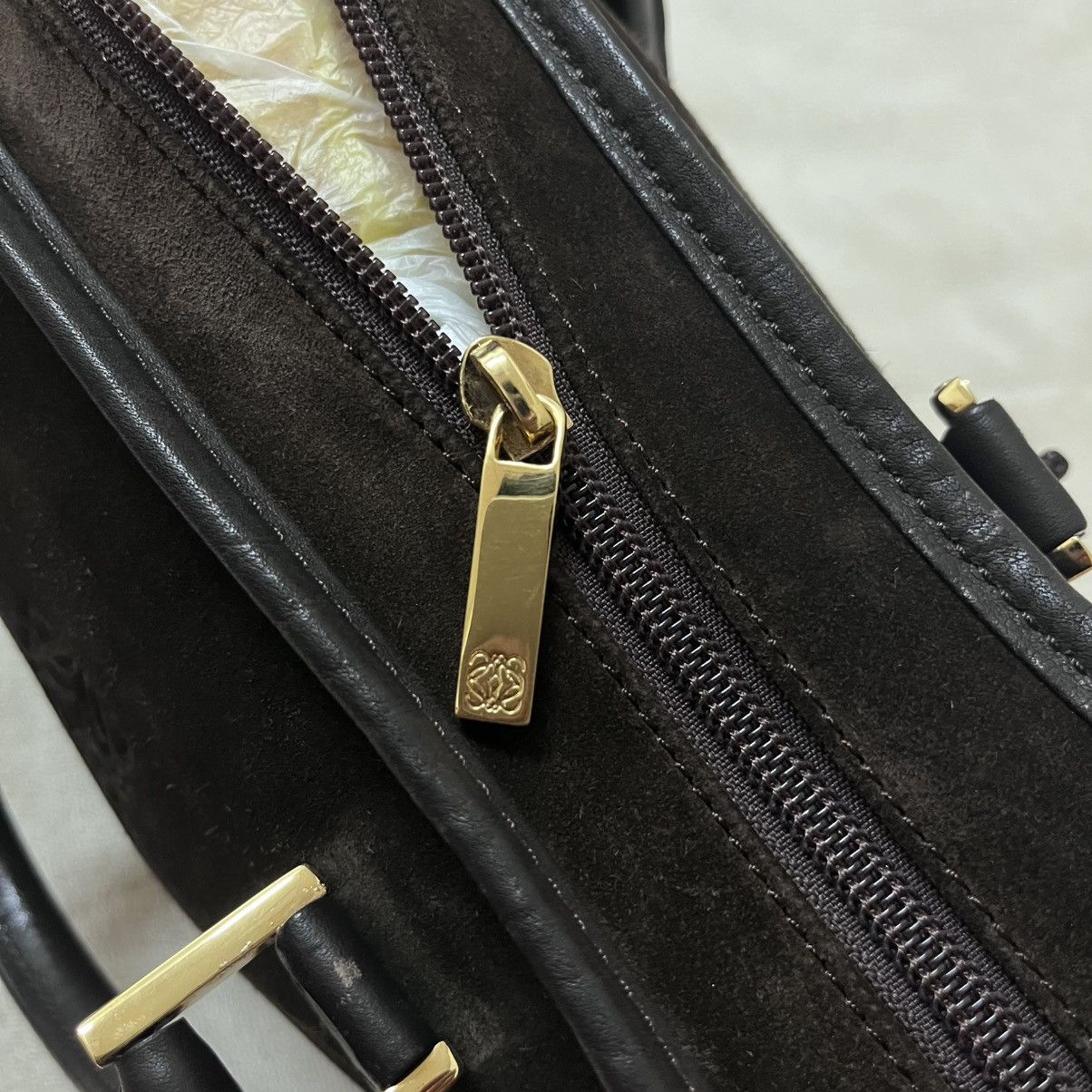 Loewe Authentic Loewe Amazona Suede Leather Medium Handbag Size ONE SIZE - 7 Thumbnail