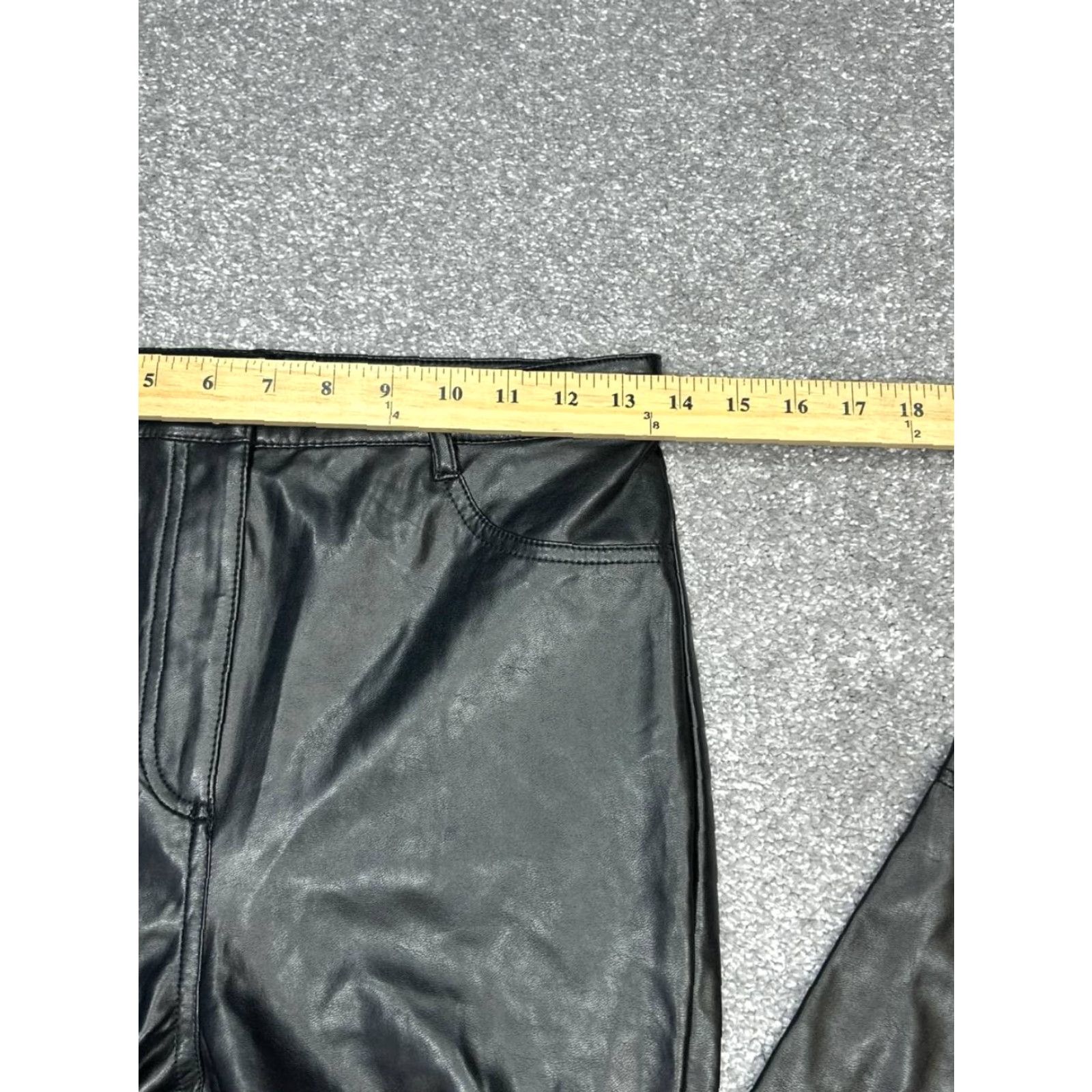 Aritzia Wilfred Free Charm Pants Womens 4 Black Leather High Rise Skinny Leg Pants Size 27" / US 4 / IT 40 - 6 Thumbnail