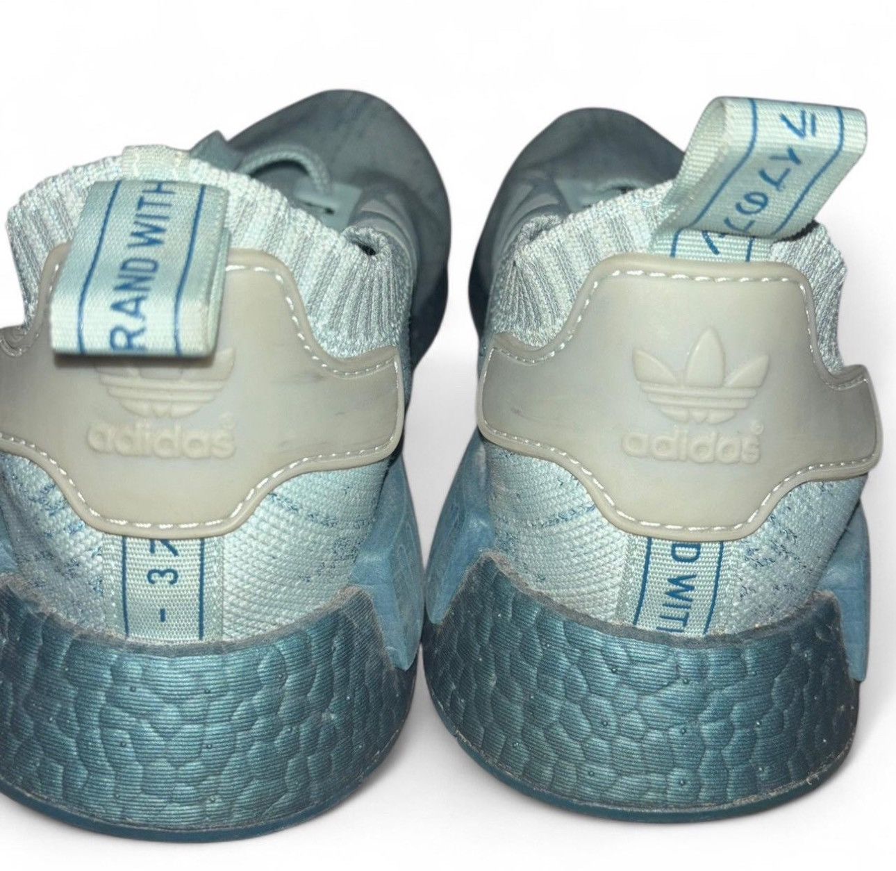 Adidas Adidas Ultraboost Shark Size US 9 / IT 39 - 6 Thumbnail