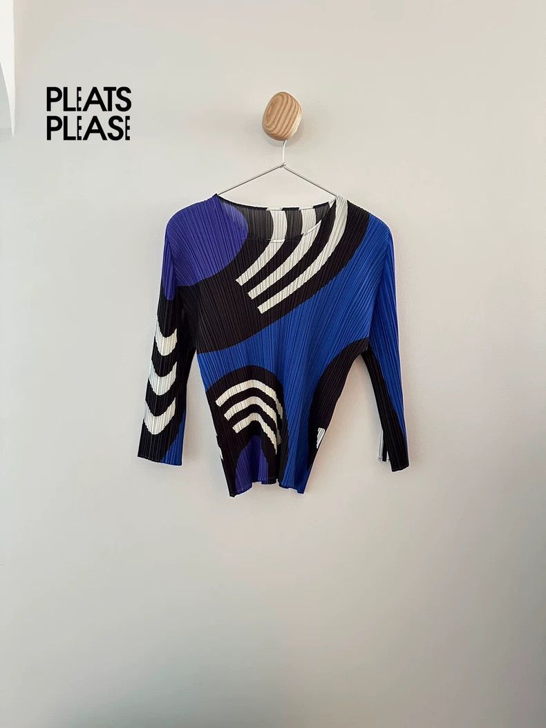 Issey Miyake Issey Miyake size:3 Blue record long-sleeved top Size S / US 4 / IT 40 - 1 Thumbnail