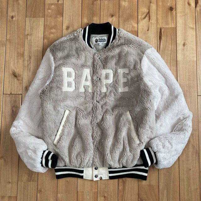 Bape BAPE Logo Fur Varsity Jacket a bathing ape Size US L / EU 52-54 / 3 - 1 Thumbnail