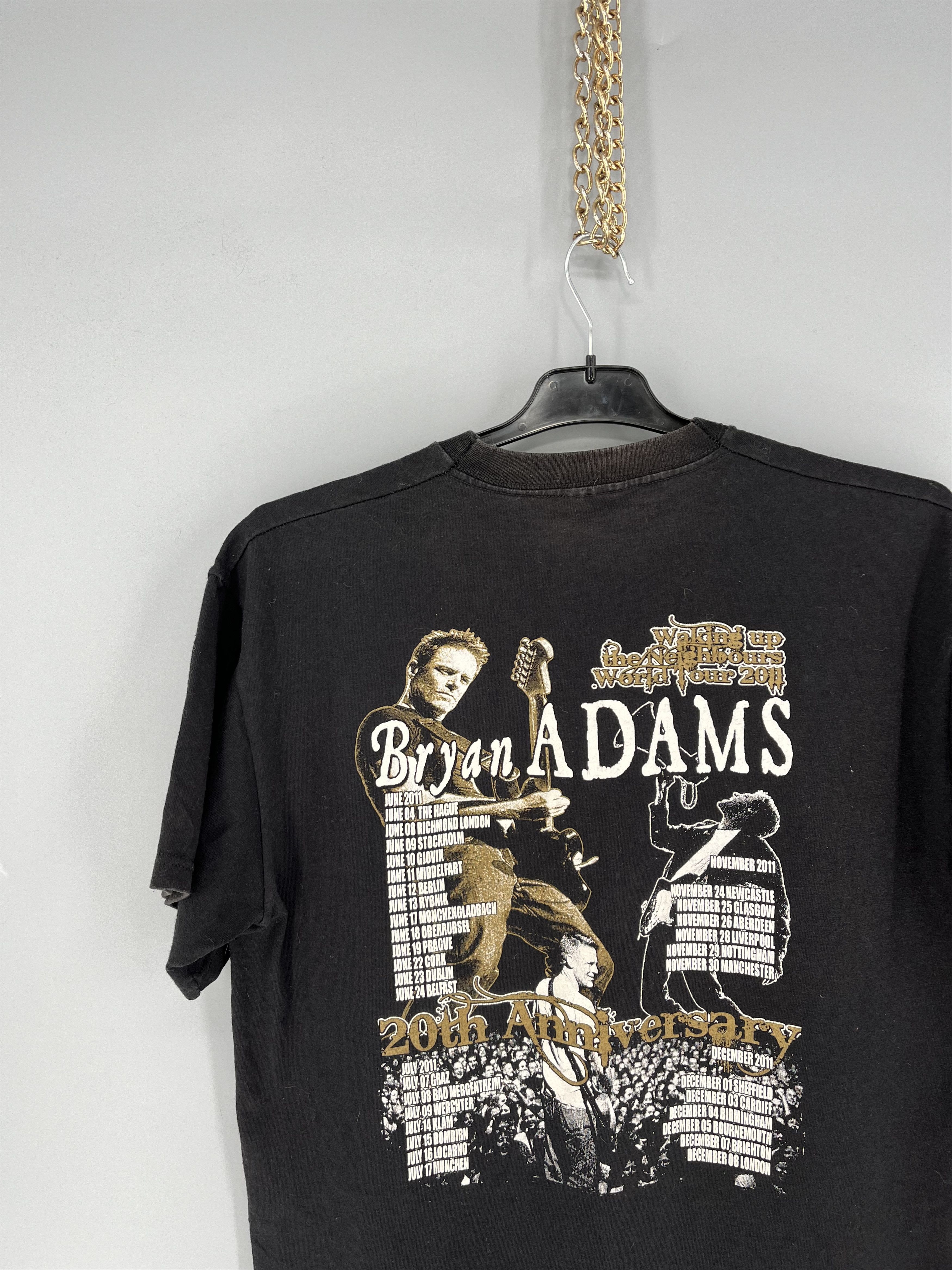 Band Tees × Vintage Bryan Adams World Tour 2011 Vintage Rock Band Tour Tee Size US L / EU 52-54 / 3 - 8 Thumbnail