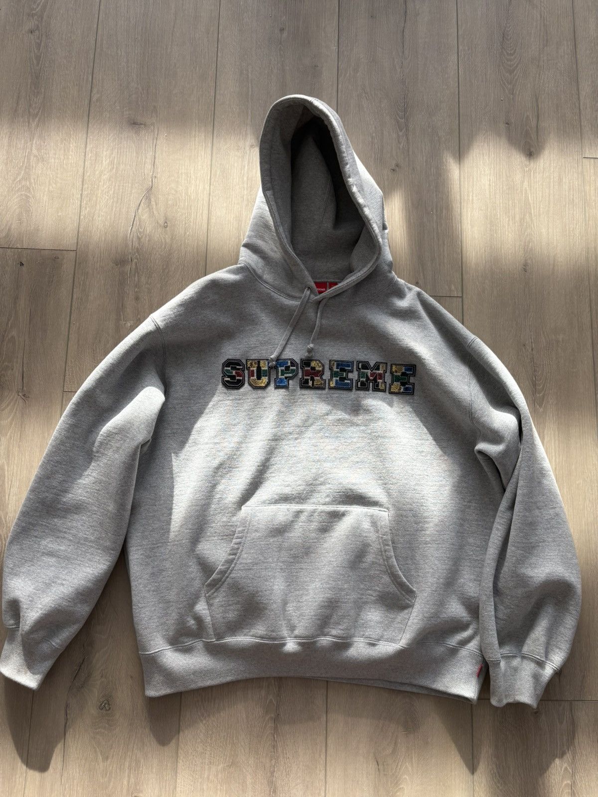 Supreme Gray Supreme Hoodie Multicolor Logo Size US L / EU 52-54 / 3 - 2 Thumbnail