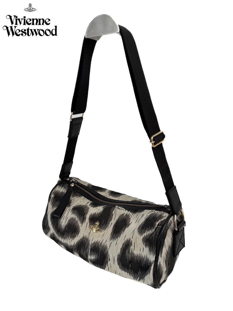 Vivienne Westwood Vivienne Westwood size os Leopard round bag/sway bag Size ONE SIZE - 1 Thumbnail