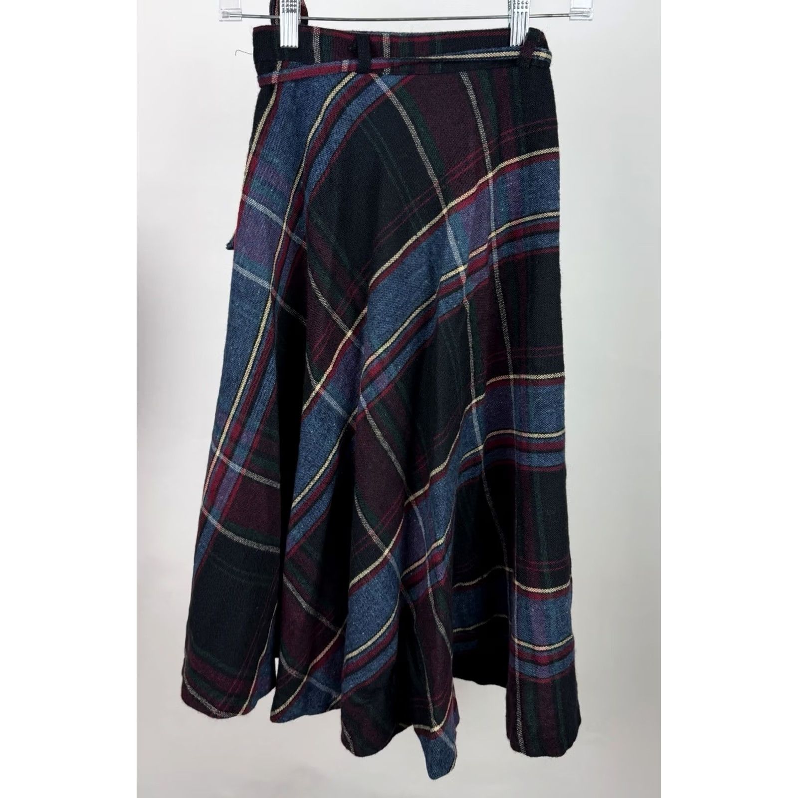 Vintage Vintage Plaid Midi Skirt Womens XXS 22" High Waist Wool Blend Fuzzy Tartan 70s Size 24" / US 00 / IT 34 - 6 Thumbnail