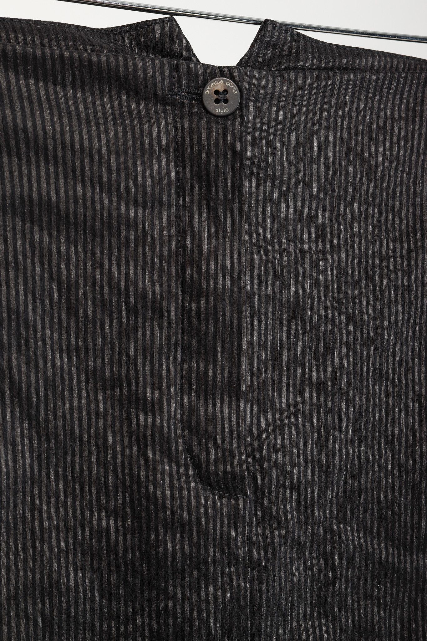 Annette Gortz Annette Gortz Split Black Pinstripe Bubble-Hem Skirt-Pants Size 31" - 7 Thumbnail