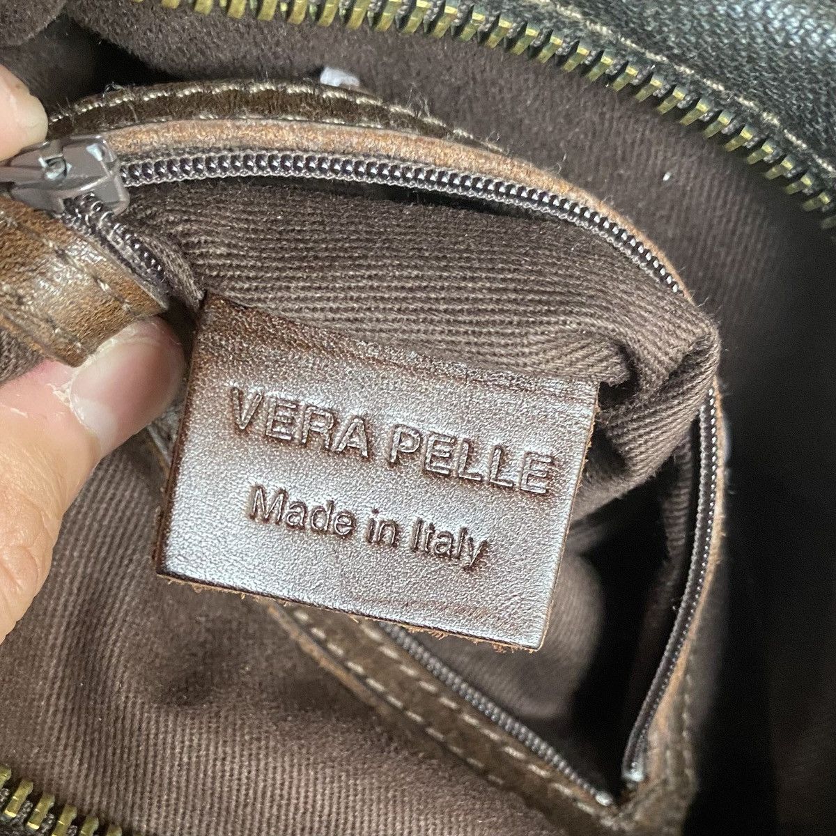 Maison Margiela Vintage 00’s Margiela Black Wax and Leather Bag Size ONE SIZE - 6 Thumbnail