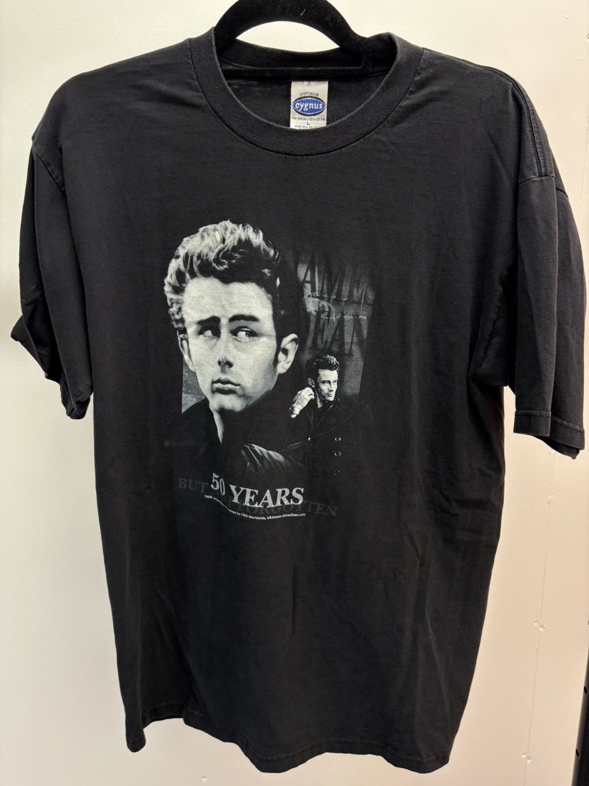 Vintage Vintage James Dean Tshirt Size US L / EU 52-54 / 3 - 1 Thumbnail
