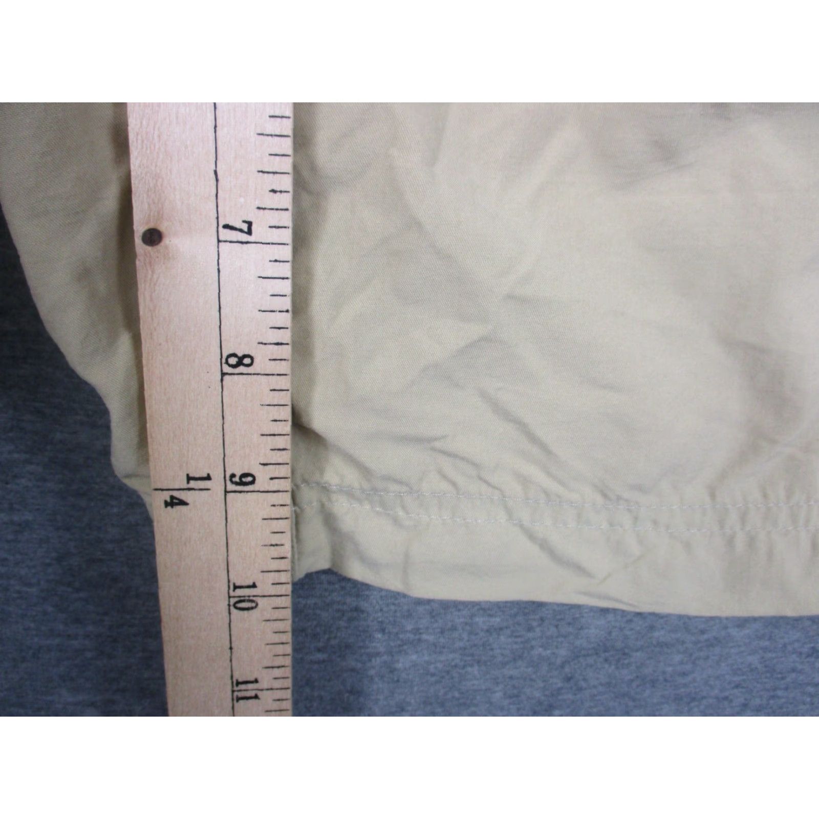 Patagonia Patagonia Belted Trail Shorts Medium Beige Nylon Cargo Outdoor Hiking Camping Mens Regular M Beige Logo Vintage: No Size US 31 - 4 Thumbnail