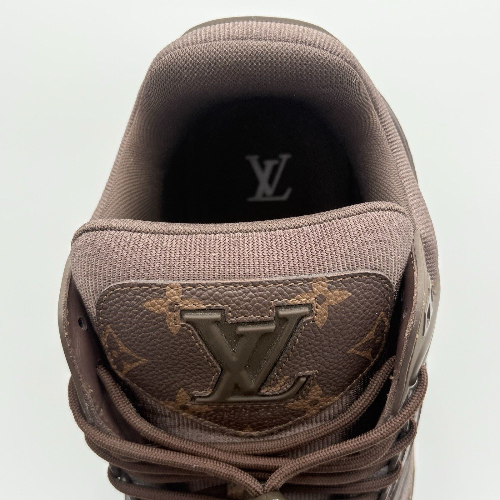Louis Vuitton (9-9.5 US) Louis Vuitton Monogram Maxi ' Ebene ' | WORN 1-3x Size US 9.5 / EU 42-43 - 12 Thumbnail