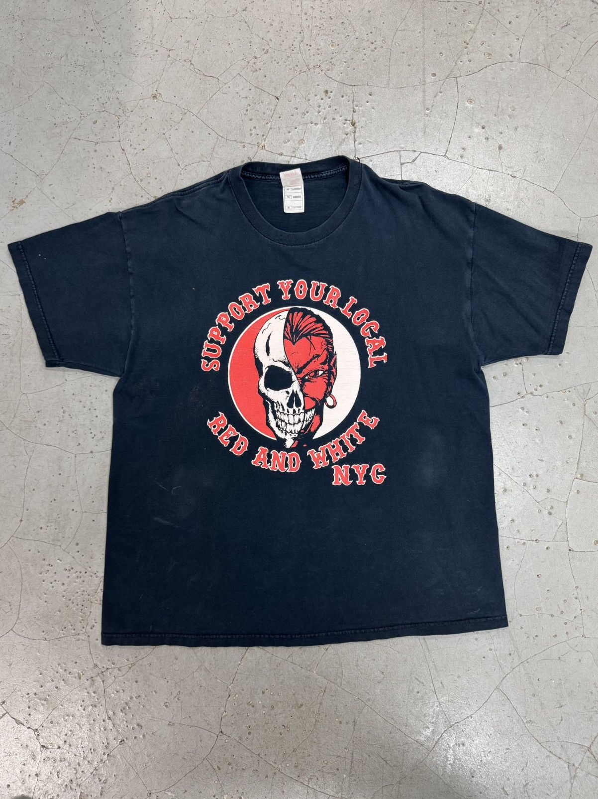 Fruit Of The Loom Vintage Hells Angels NYC Graphic Tee Size US XL / EU 56 / 4 - 1 Thumbnail