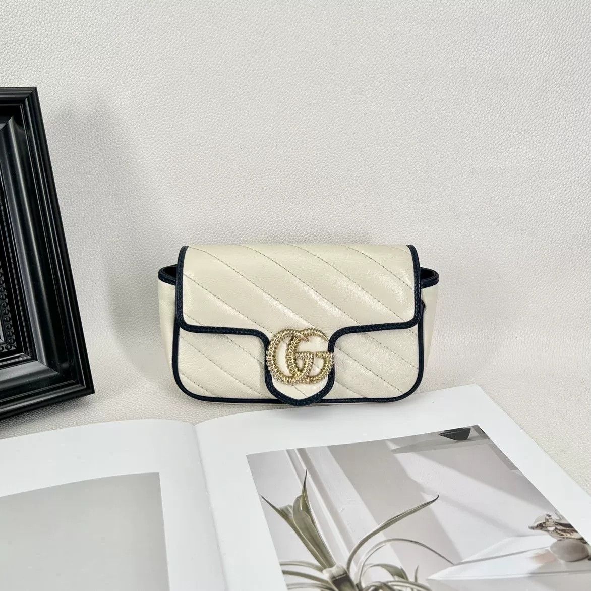 Gucci Pre-loved Bag Very good condition Size ONE SIZE - 1 Thumbnail