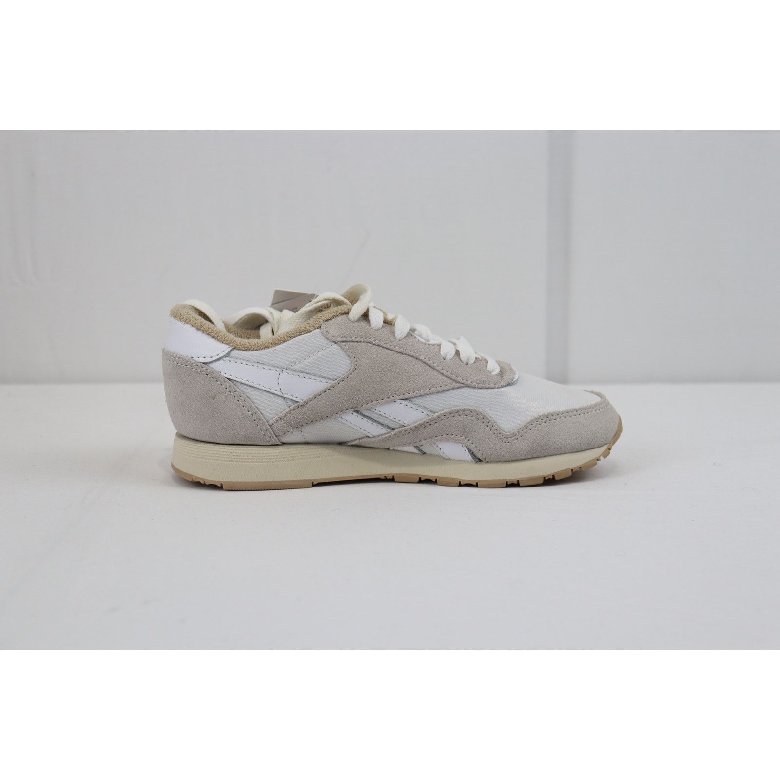 JJJJound × Reebok o1rshd1 Size 3 / 33 Classic Nylon Sneakers White Beige Size US 4 / IT 34 - 5 Thumbnail