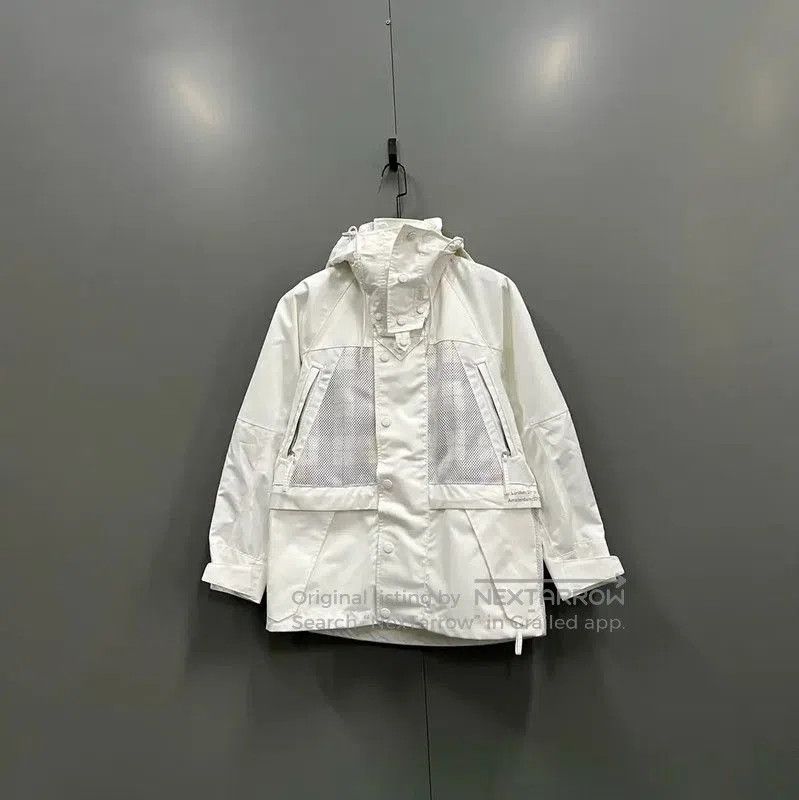 Burberry Burberry White Logo Men's Long Sleeve Jacket. Size US XS / EU 42 / 0 - 1 Thumbnail