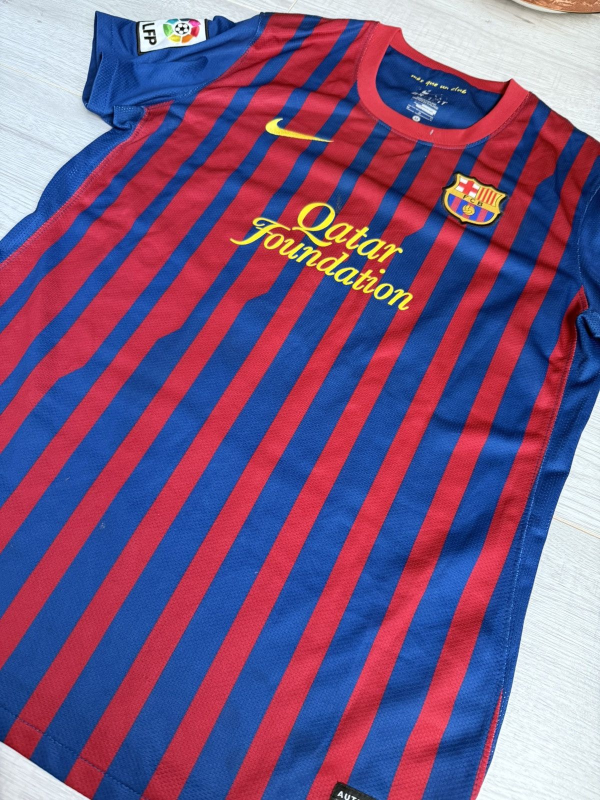 Nike Vintage Barcelona soccer jersey #3 PIQUE 2011 kit shirt Nike Size US M / EU 48-50 / 2 - 3 Thumbnail