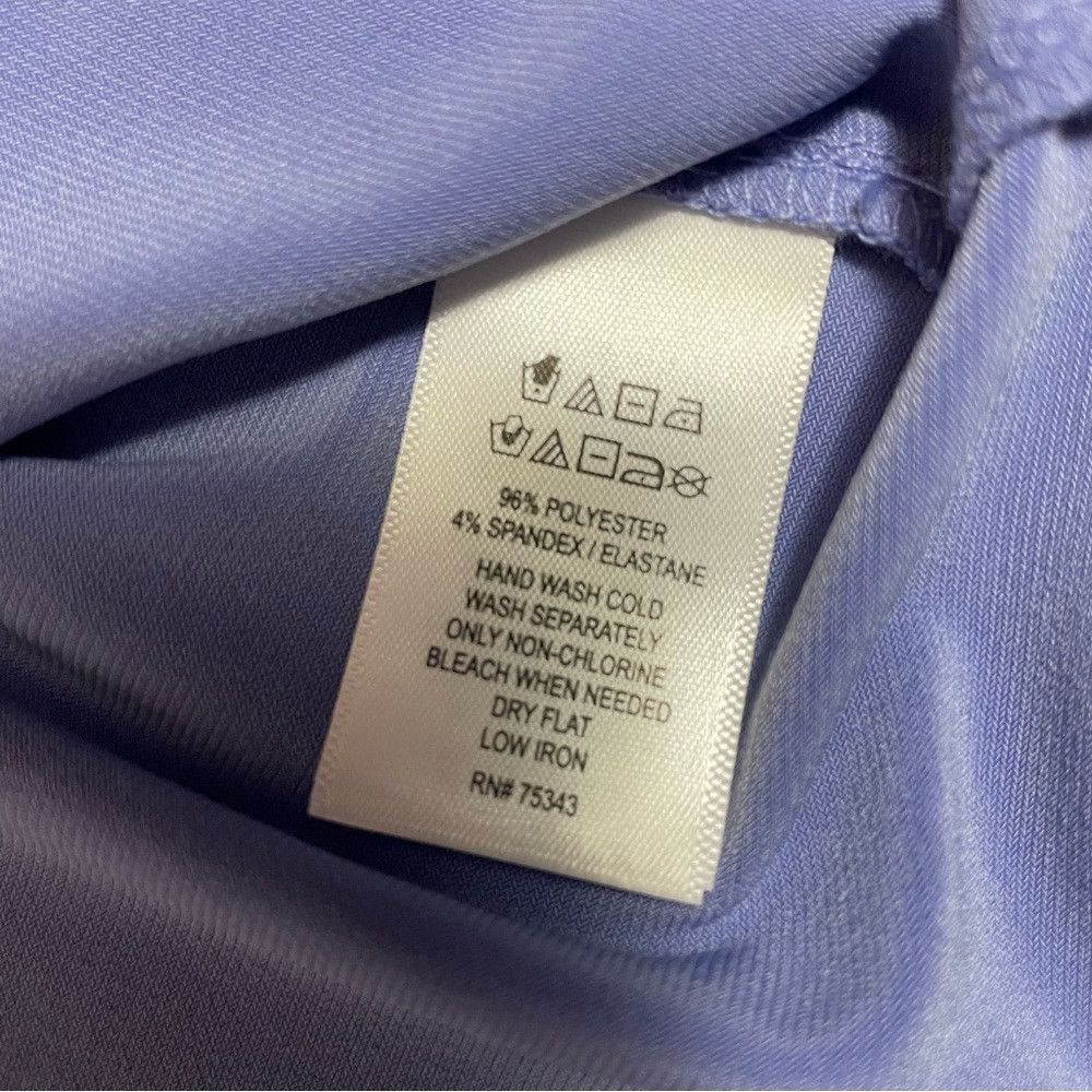 Elie Tahari NWT New Tahari Lilac V-neck Short Sleeve Top Size L Size L / US 10 / IT 46 - 8 Thumbnail