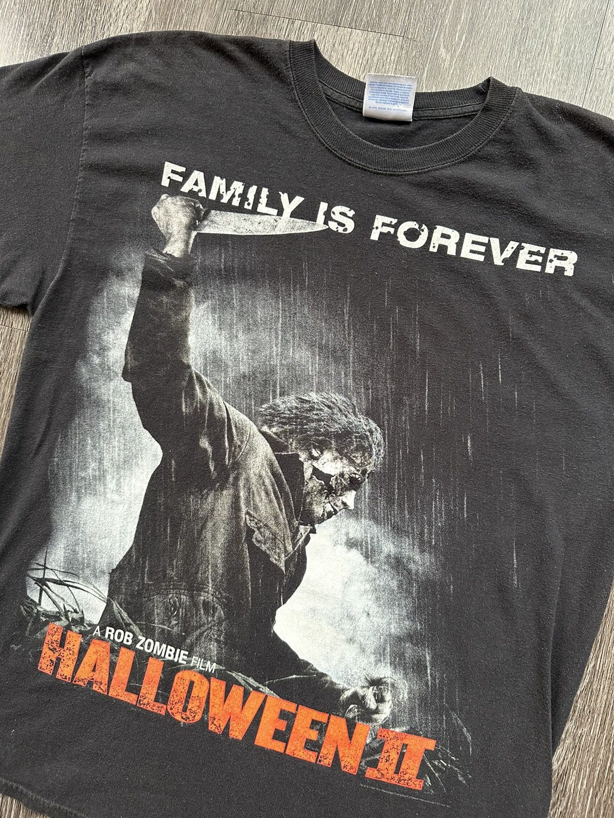 Hanes Vtg Rob Zombie Family is Forever Halloween 2 Michael Myers Size US L / EU 52-54 / 3 - 3 Thumbnail