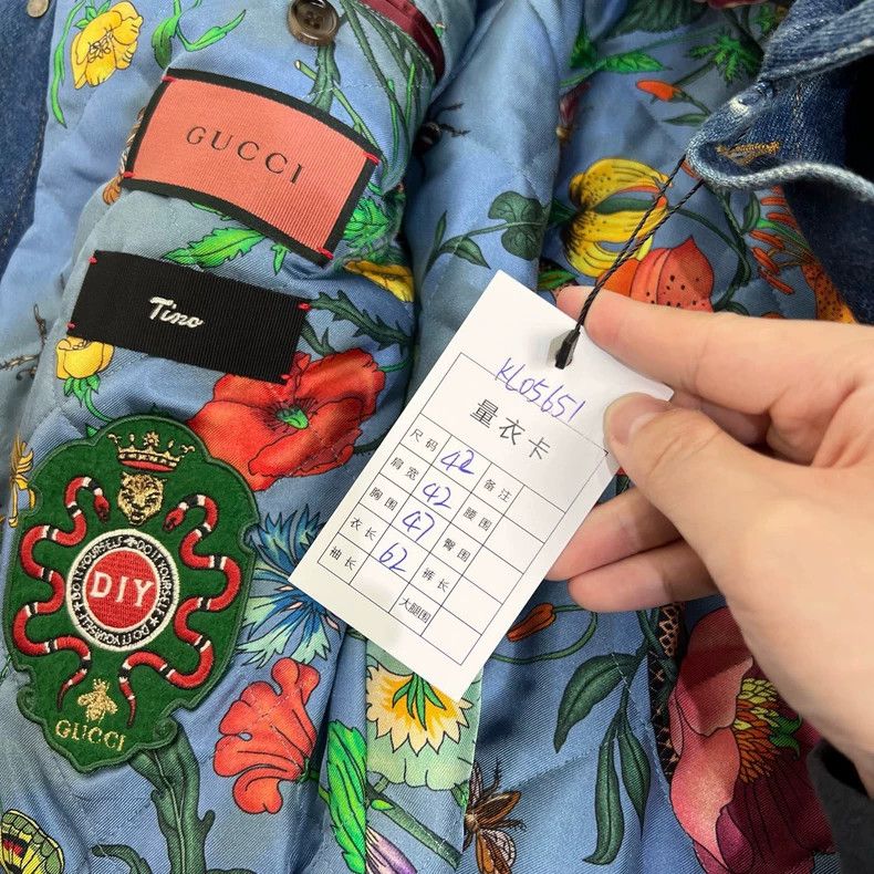 Gucci Gucci Constellation embroidered letter denim jacket 2504-Ne Size US XS / EU 42 / 0 - 8 Thumbnail