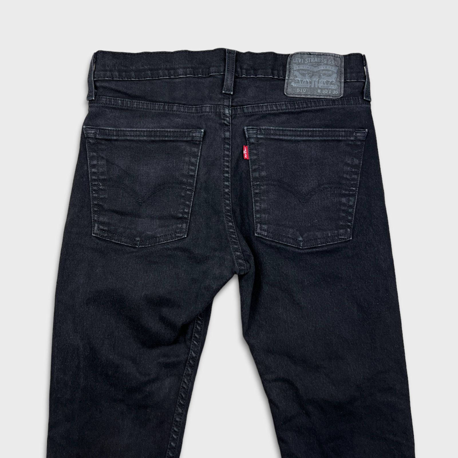 Levi's × Vintage Levi's 510 Jeans Mens 30x30 Black Skinny Fit Slim Dark Denim Size US 30 / EU 46 - 6 Thumbnail