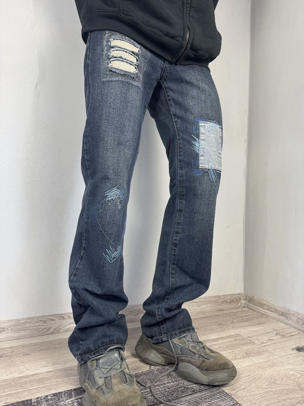 Japanese Brand Vintage Distressed Denim Jeans Blue Patchwork Y2K Grunge Size US 32 / EU 48 - 8 Thumbnail