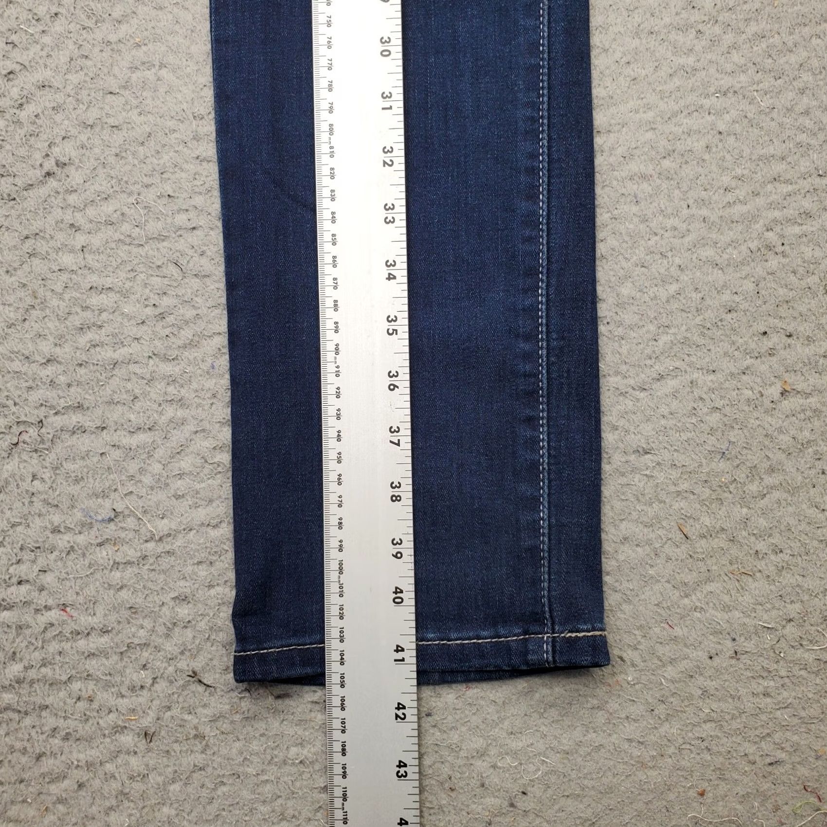 Levi's Levi'S Skinny Jeans Women 4M Blue Denim Perfectly Slimming Faded Arcuate Pocket Size 27" / US 4 / IT 40 - 4 Thumbnail