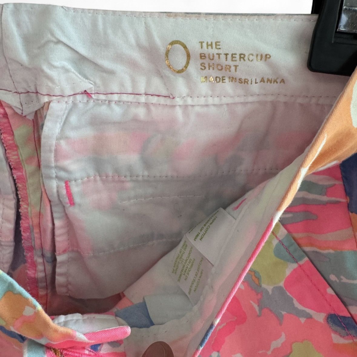 Lilly Pulitzer Lilly Pulitzer size 0 floral shorts Size 25" / US 0 / IT 36 - 3 Thumbnail