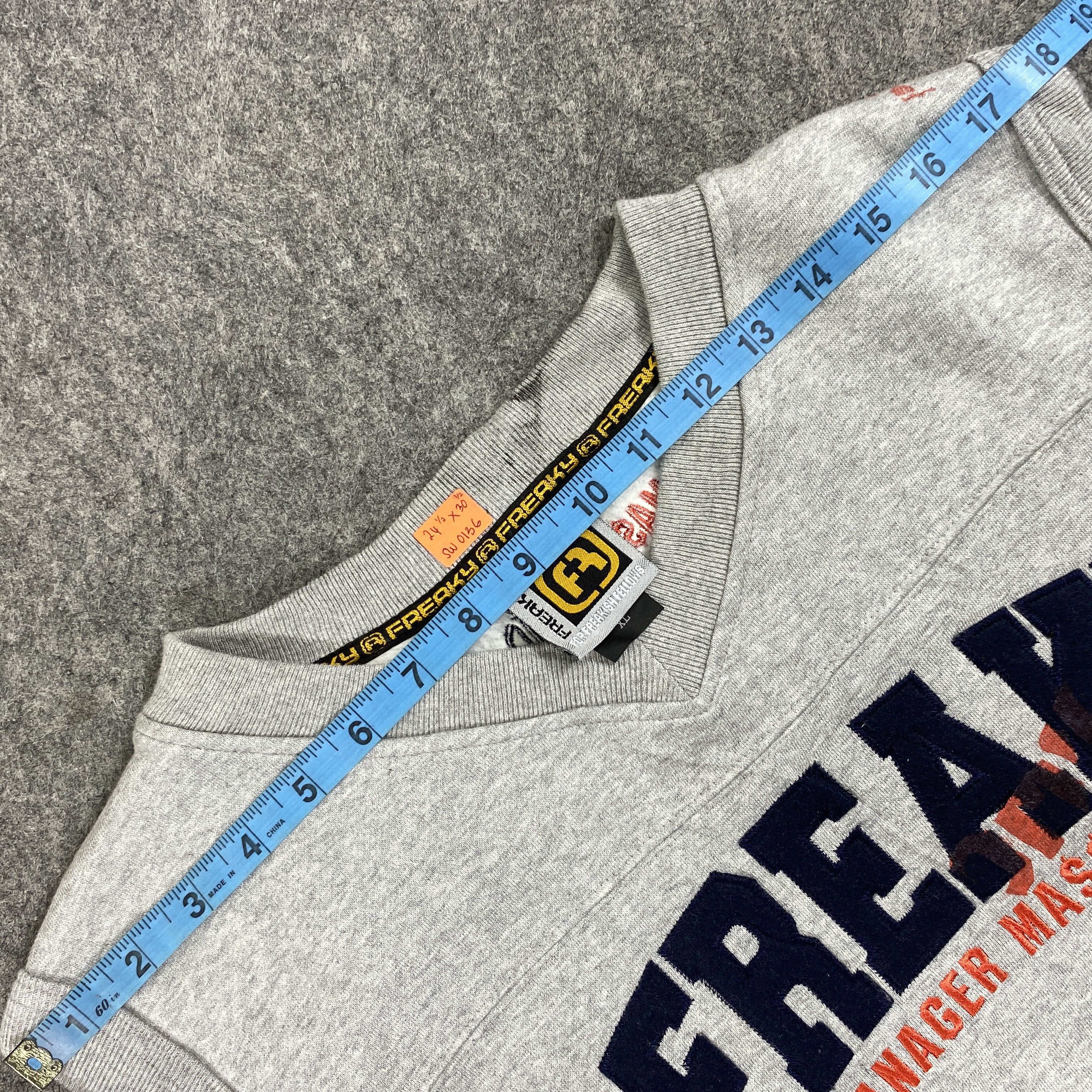 Japanese Brand Vintage Freaky Sweatshirt Sleeveless - SW0136 Size US L / EU 52-54 / 3 - 3 Thumbnail