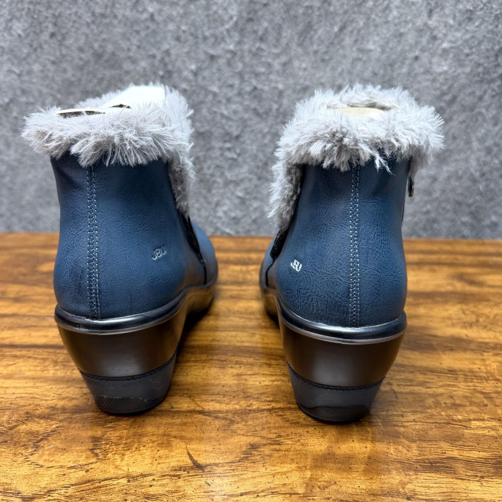 JBU Mesa Boots Women 7.5 Midnight Navy Faux Fur Wedge Booties Vegan Memory Foam Casual Winter