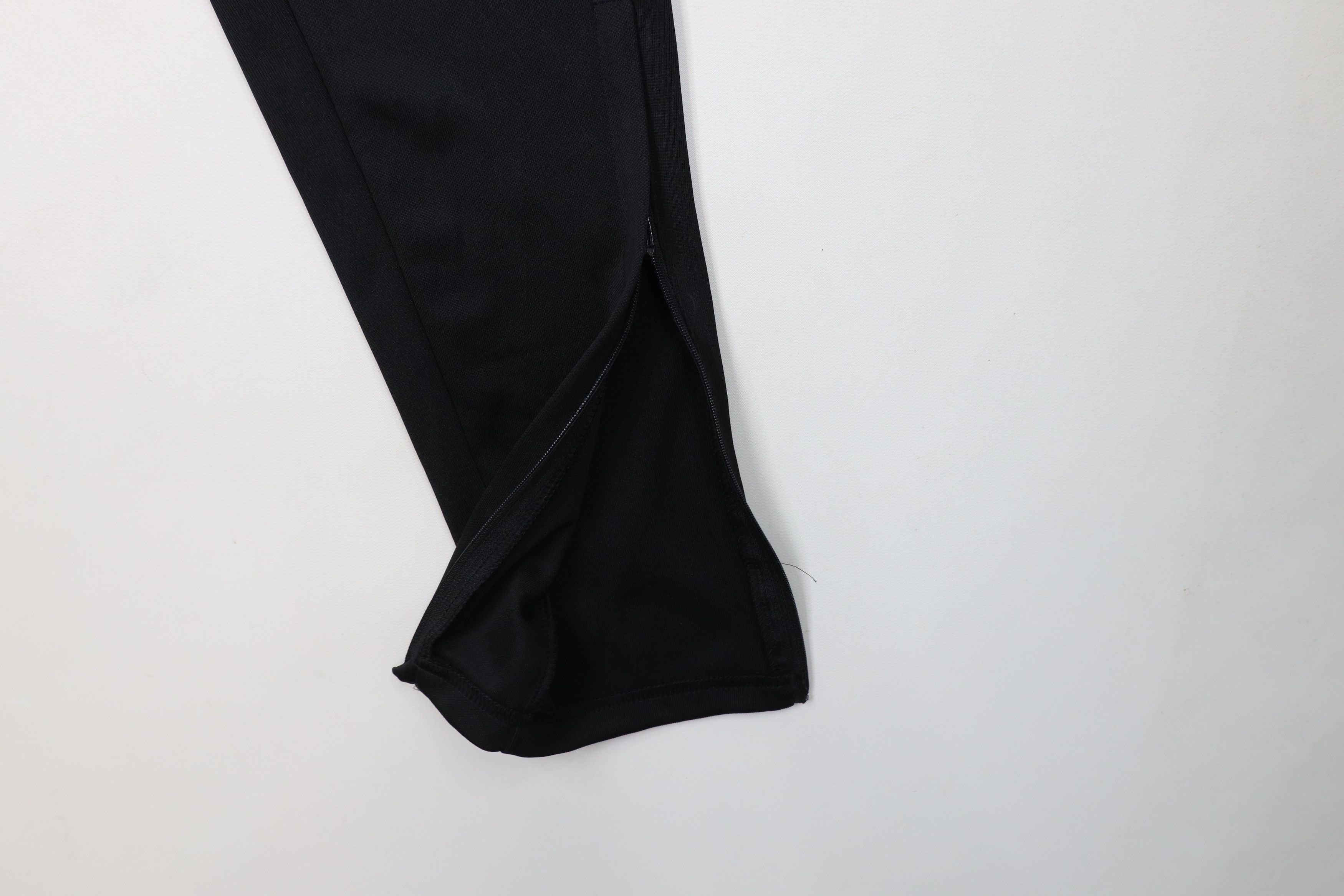 Adidas New Adidas Striped Tapered Leg Soccer Warm Up Pants Black Size 28" / US 6 / IT 42 - 5 Thumbnail