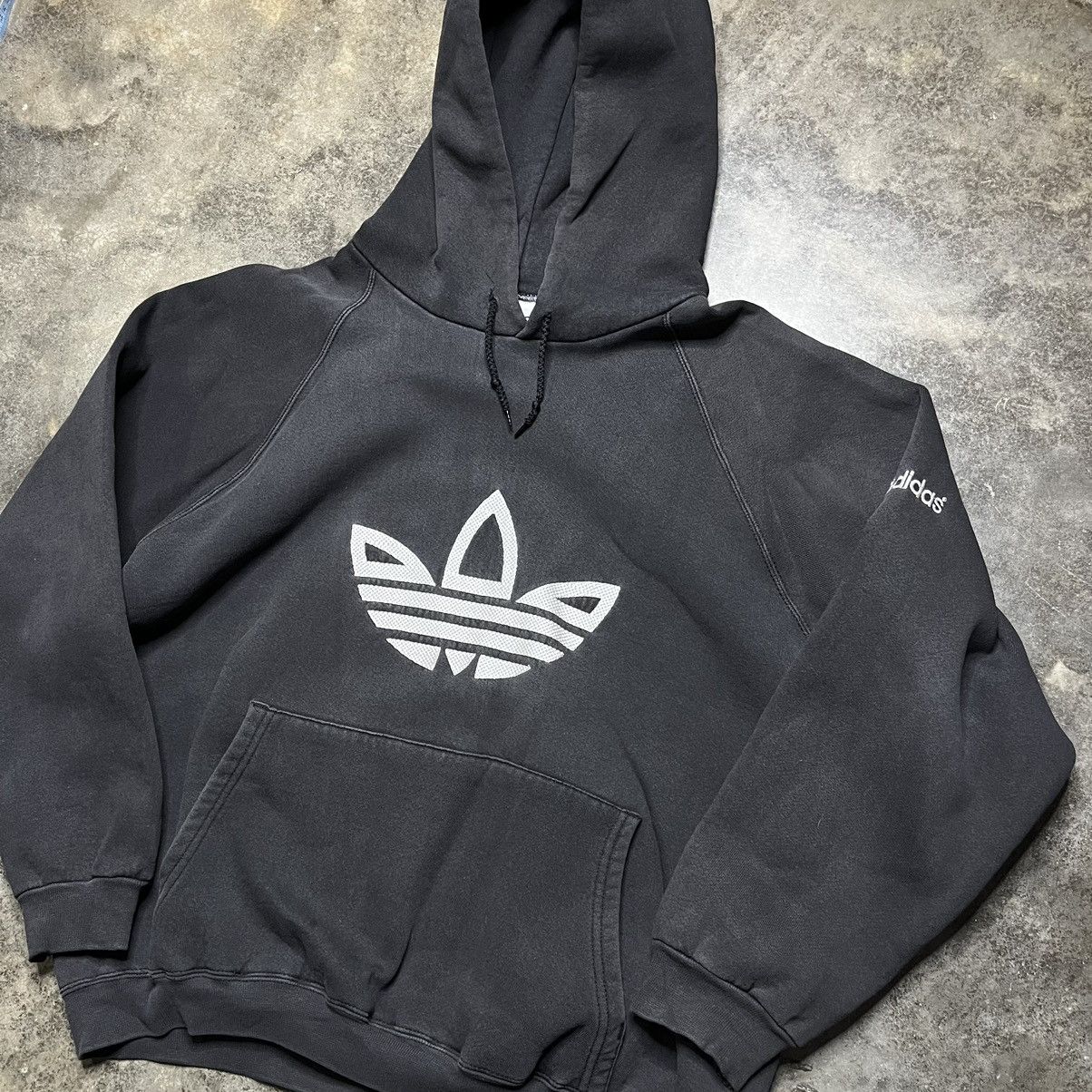 Vintage vintage adidas thrashed faded black baggy hoodie Size US L / EU 52-54 / 3 - 3 Thumbnail