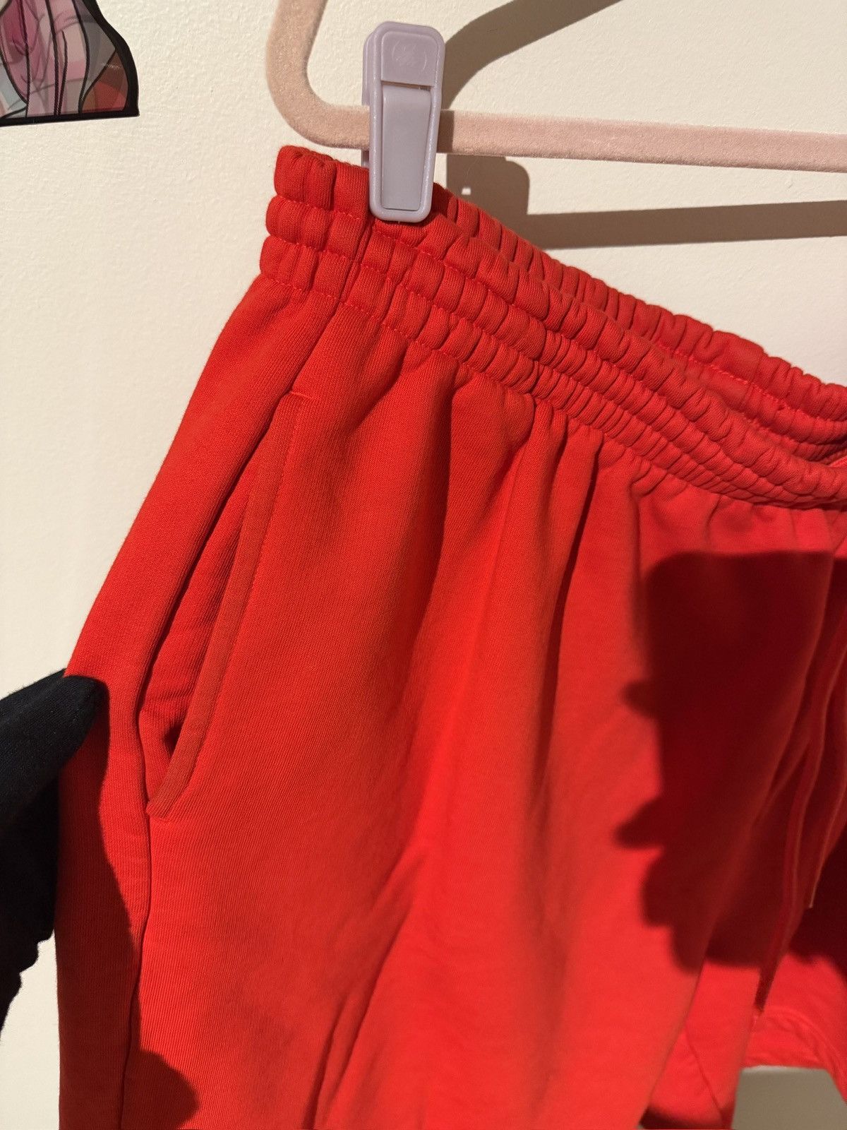 Balenciaga Balenciaga Red Embroidered Sweatshorts Size US 34 / EU 50 - 5 Thumbnail