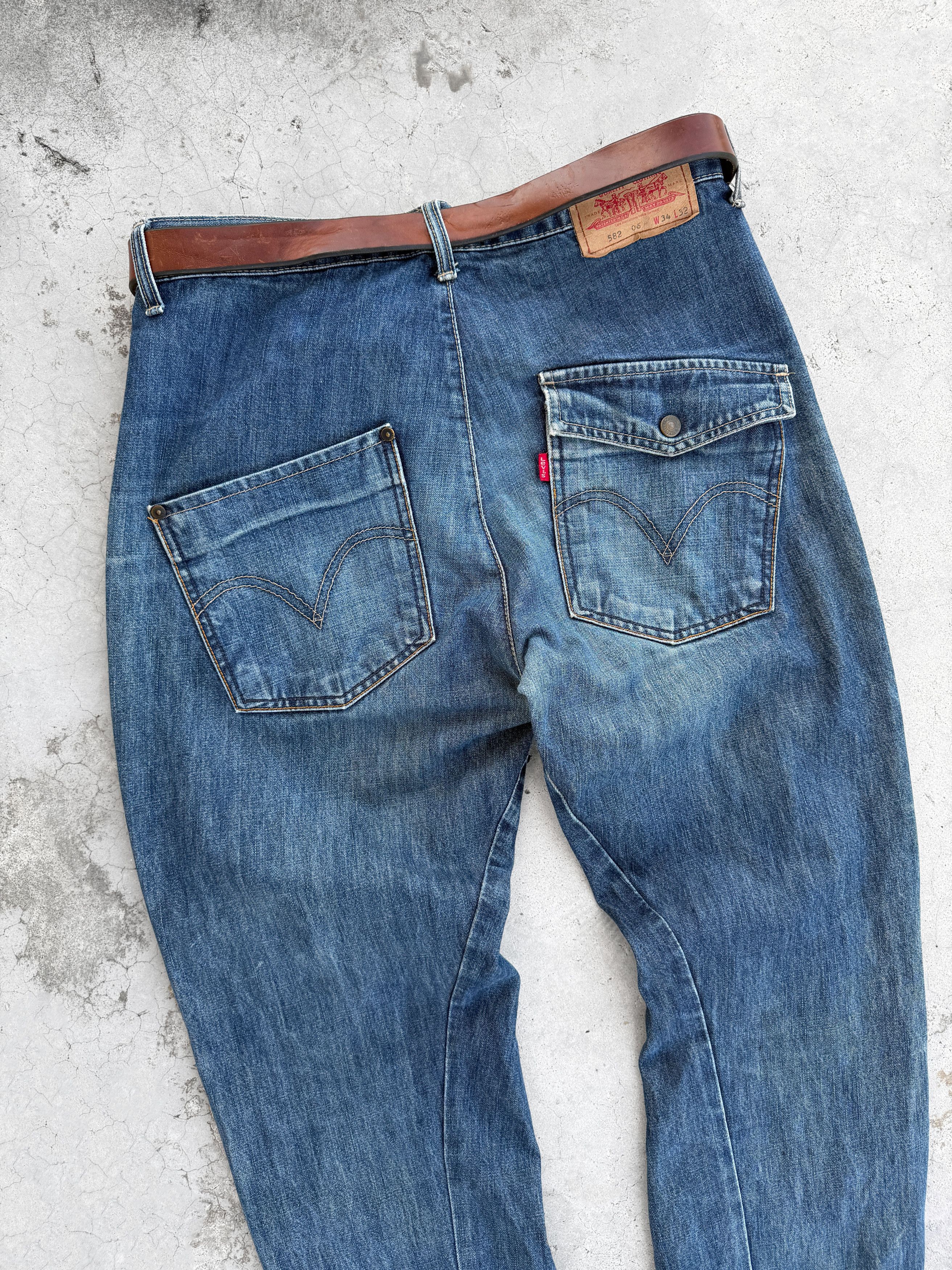 Levi's Y2K Levis Engineered Distressed Jeans Size US 34 / EU 50 - 1 Thumbnail