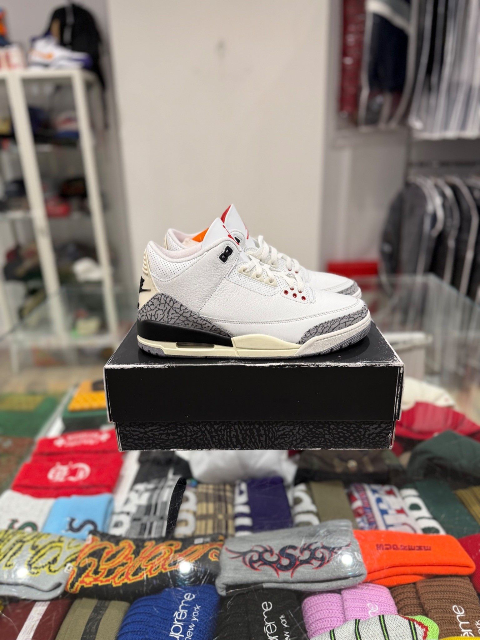 Jordan Brand Jordan 3 White Cement Reimagined Size US 10 / EU 43 - 1 Thumbnail