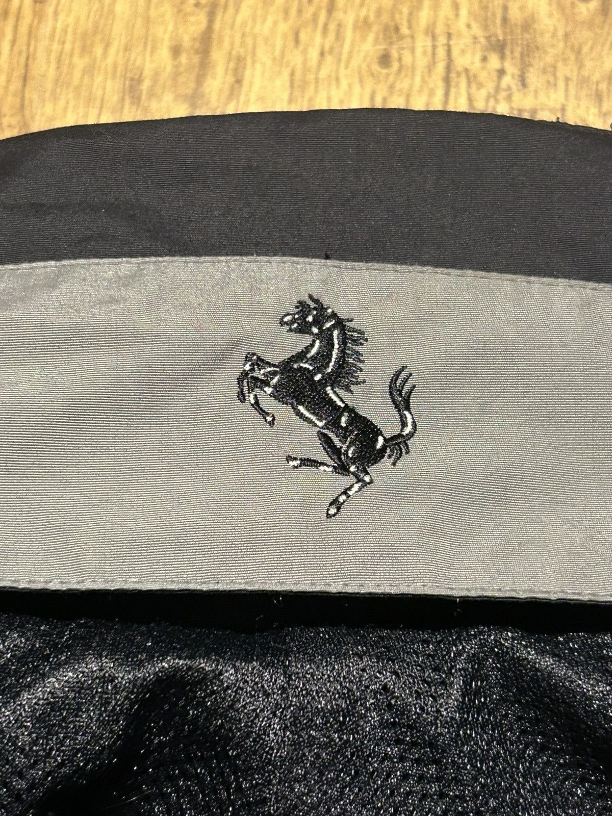 Ferrari Vintage 2000 Official Ferrari F1 Rain jacket M Boxy Size US M / EU 48-50 / 2 - 8 Thumbnail