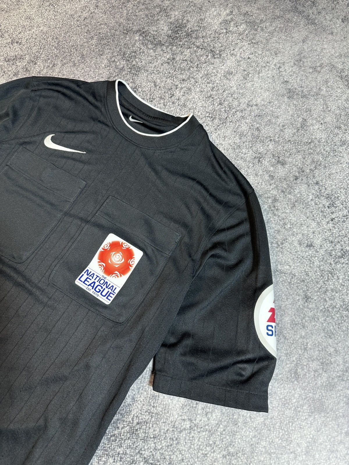 Nike × Vintage Vintage Nike EA Soccer Jersey Streetwear Rare Sport L USA Size US M / EU 48-50 / 2 - 3 Thumbnail