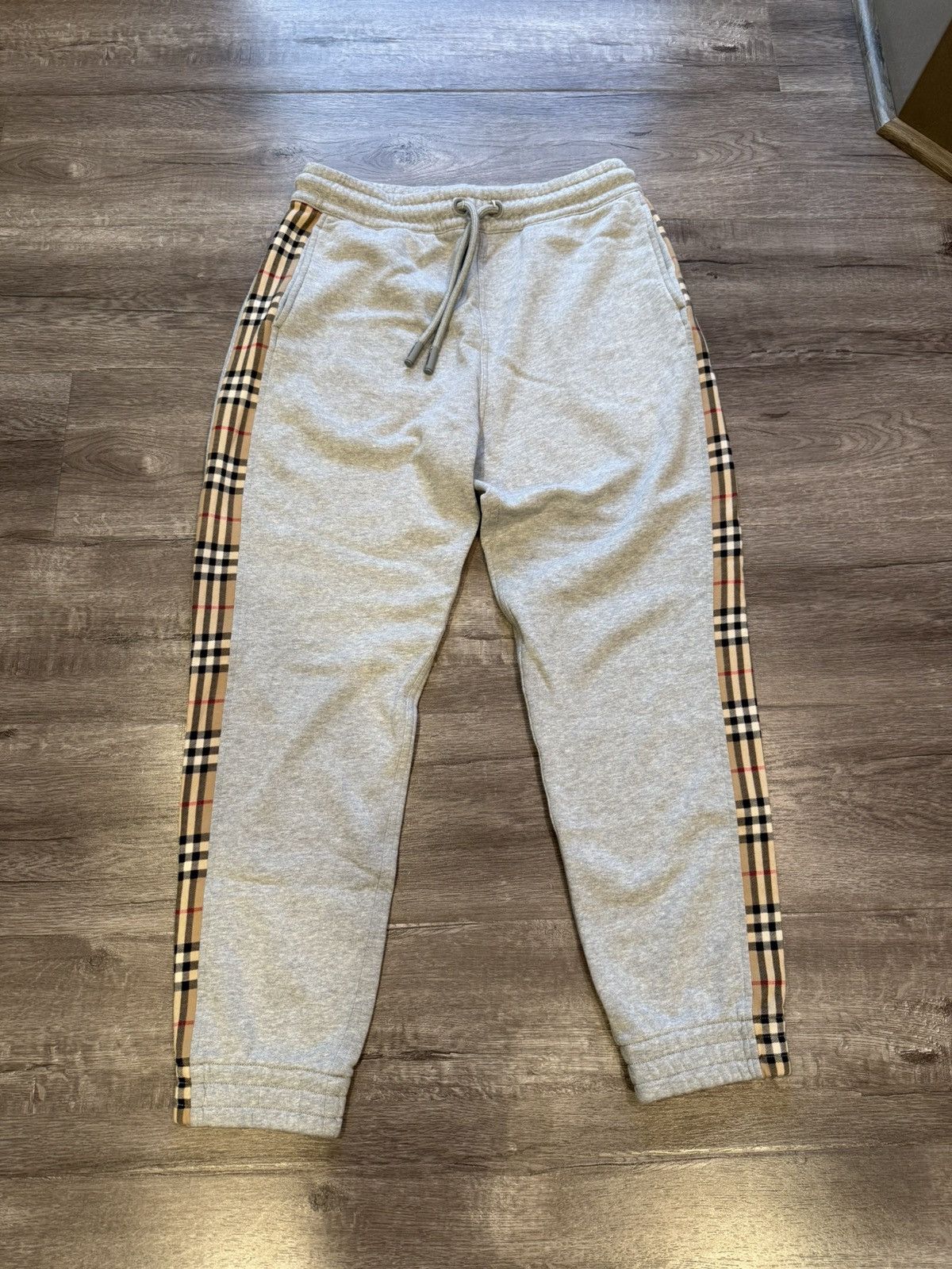 Burberry Burberry Tartan Stripe Sweatpants Size US 32 / EU 48 - 1 Thumbnail