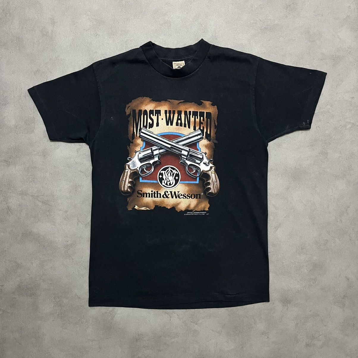 Vintage Vintage Smith & Wesson most wanted graphic t-shirt Size US L / EU 52-54 / 3 - 1 Thumbnail